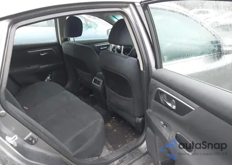 2015 Nissan Altima 2.5 Sv from USA, damaged, VIN 1N4AL3AP2FC234582